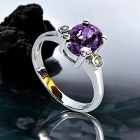 Amatista y Zirconias en Anillo de Plata