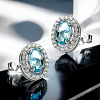 Aretes de Plata con Aguamarina Talla Ovalada