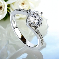 7 mm Anillo Solitario en Plata .925