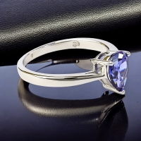 Anillo de Compromiso en Plata con Tanzanita