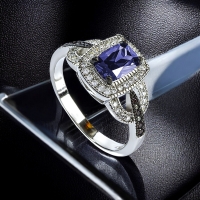Anillo de Tanzanita Con Plata