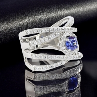 Anillo de Tanzanita Grande Con Plata