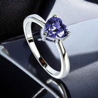 Anillo de Tanzanita en Plata de Ley 925 Corazón