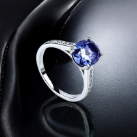 Anillo de Plata Tanzanita Compromiso