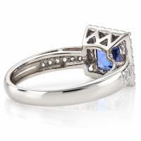 Elegante Anillo de Alejandrita Azul a Morado