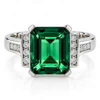 Anillo de Plata .925 con Esmeralda