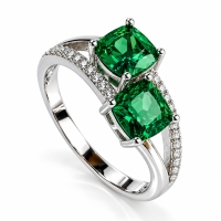 Anillo de Plata de Ley Con Esmeralda
