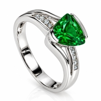 Anillo de Plata .925 Compromiso 8 mm x 7 mm Esmeralda