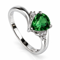 Anillo de Esmeralda en Plata .925 8 mm x 6 mm