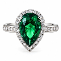 Anillo de Plata con Esmeralda de Alta Calidad