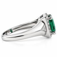 Lujoso Anillo de Esmeralda en Plata de Ley .925