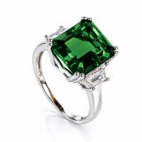 Anillo de Plata Fina con Esmeralda 12 mm x 10 mm