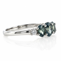 Anillo de Plata .925 con 3 Gemas de Alejandrita