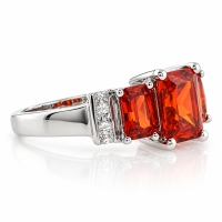Anillo de Plata con 3 Gemas de Opalo