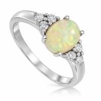 Anillo de  Plata con Ópalo y Diamantes Sintéticos