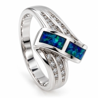Anillo de Plata con Piedras de Opalo