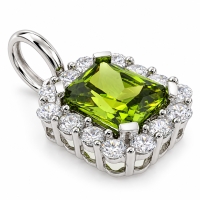 Dije de Plata Fina .925 con Peridoto