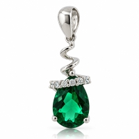Precioso Dije de Plata Fina .925 con Esmeralda
