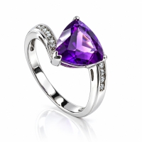 Anillo de Amatista en Plata de Ley