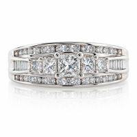 Anillo de Compromiso con Diamantes en Oro Blanco 18k