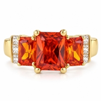 Anillo de Plata con Baño de Oro 14K y 3 Gemas de Opalo