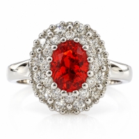 Elegante Anillo de Plata de Ley con Opalo Rojo