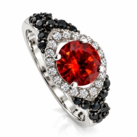 Elegante Anillo de Ópalo de Fuego en Corte Circular y Zirconias en Plata de Ley