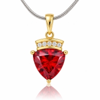 Dije de Ópalo Rojo en Plata .925 con Baño de Oro 14K