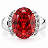 Anillo de Plata .925 con Opalo Rojo Cereza