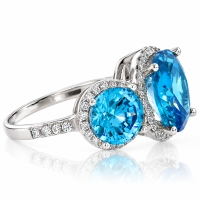 Anillo Hermoso con 3 Gemas Topacio Azul en Plata .925