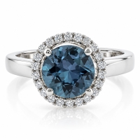 Hermoso Anillo de Plata .925 con Alejandrita Azul/Morado