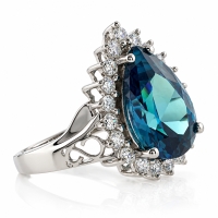 Anillo Elegante de Plata .925 con Alejandrita Azul/Verde
