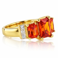 Anillo de Plata con Baño de Oro 14K y 3 Gemas de Opalo