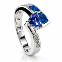 Anillo de Tanzanita con Ópalo Australiano en Plata de Ley .925