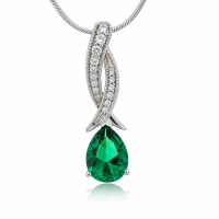 Hermoso Dije con Esmeralda en Plata de Ley .925