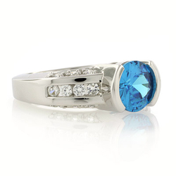 Anillo de Plata .925 con Topacio Azul