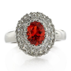 Elegante Anillo de Plata de Ley con Opalo Rojo