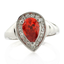 Anillo de Plata .925 y Opalo Cereza