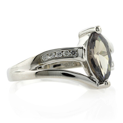 Anillo de Alejandrita Bicolor en Plata de Ley