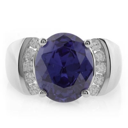 Anillo de Plata de Ley con una Gema de Tanzanita