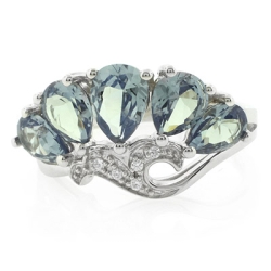 Precioso Anillo de Alejandrita Bicolor ( Morado a Rosa )