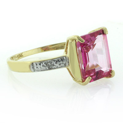 10K Yellow Gold Natural Pink Topaz Ring