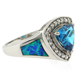 Topacio Azul y Opalo Australiano en Anillo de Plata