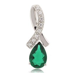 Precioso Dije de Plata de Ley .925 con Esmeralda