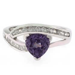 Anillo de Plata de Ley .925 con Alejandrita Bicolor