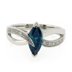 Anillo de Plata Fina con Alejandrita Bicolor ( Azul/Verde )