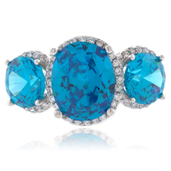 Anillo Hermoso con 3 Gemas Topacio Azul en Plata .925