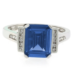 Anillo Elegante de Plata .925 con Topacio Azul