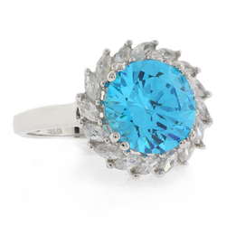 Anillo de Plata de Ley con una Gema de Topacio Azul