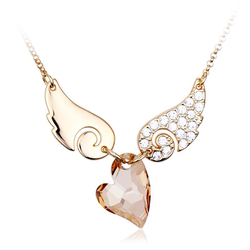 Collar Corazón y Alas Swarovski con Baño de Oro Amarillo 18K